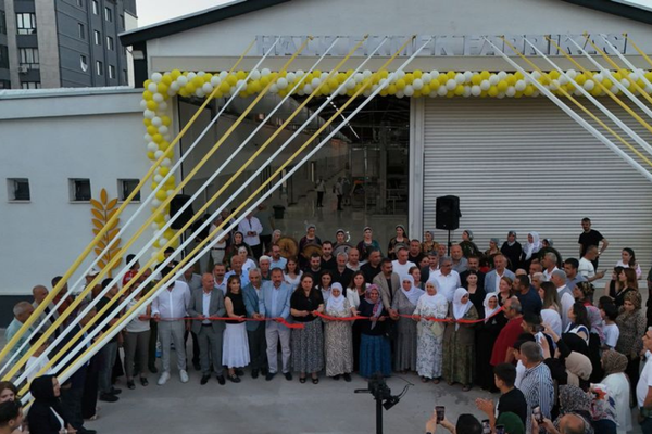 Diyarbakır'da Halk Ekmek Fabrikası açıldı: Günlük 100 bin ekmek kapasitesi