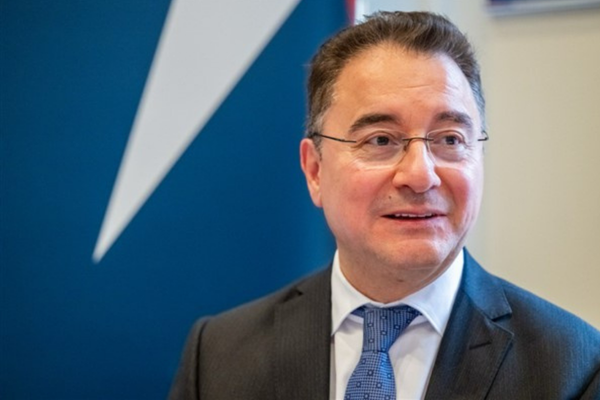 DEVA Partisi Genel Başkanı Babacan, TBMM'deki 15 Temmuz Anma Töreni'ne katıldı
