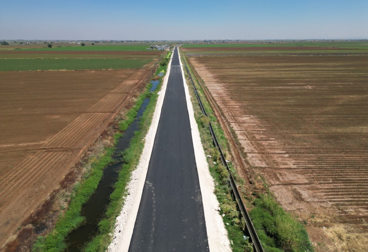 HARRAN İLE AKÇAKALE’Yİ BİRBİRİNE BAĞLAYAN 17 KİLOMETRELİK GRUP YOLU TAMAMLANDI