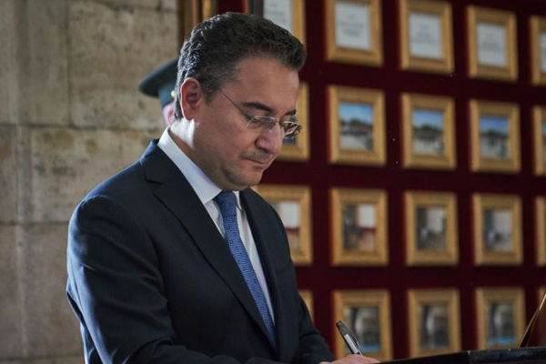 Babacan: Güçlü devlet, kendi vatandaşını ihmal etmeyen devlettir