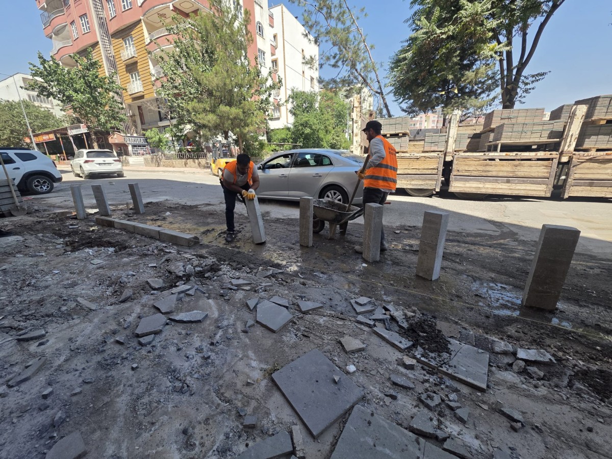 BÜYÜKŞEHİR, SİVEREK'TE ÜSTYAPIYI GÜÇLENDİRİYOR