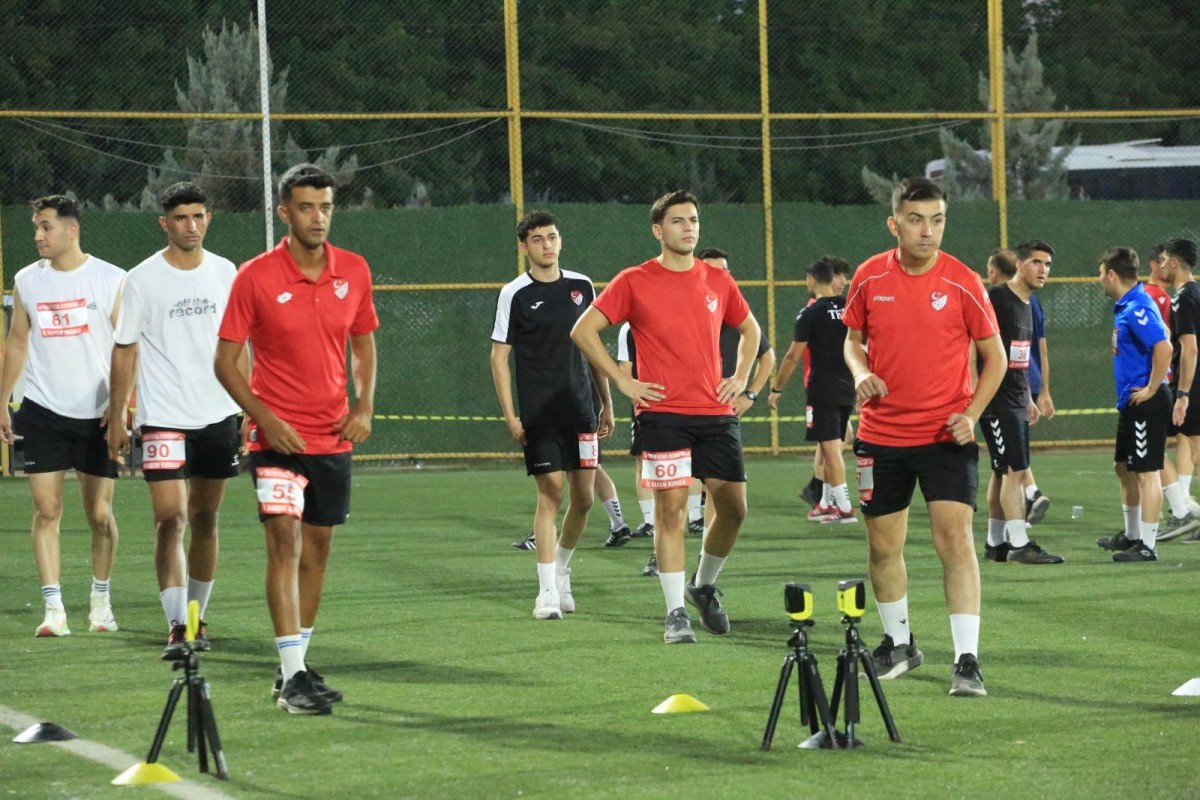 ŞANLIURFA’DA HAKEMLER YENİ SEZON ÖNCESİ PERFORMANS TESTİNDEN GEÇTİ