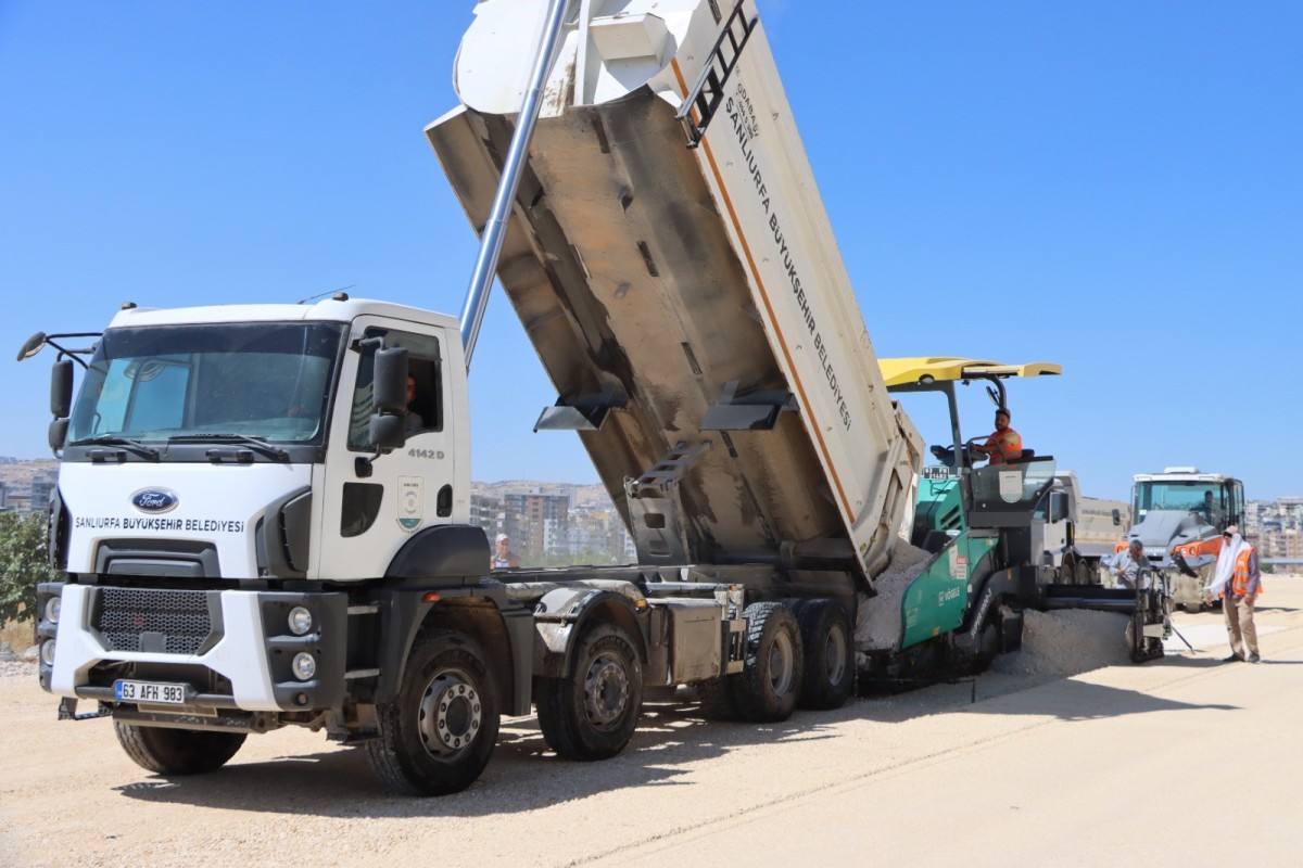 ŞEHİR HASTANESİ ÖNÜNDEKİ YOL BÜYÜKŞEHİR’LE GENİŞLİYOR
