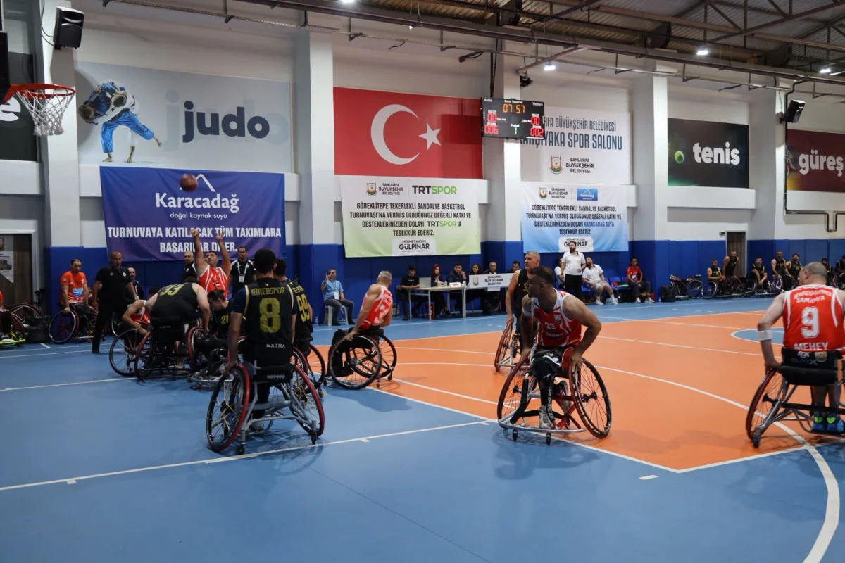 2. GÖBEKLİTEPE TEKERLEKLİ SANDALYE BASKETBOL TURNUVASI DEVAM EDİYOR