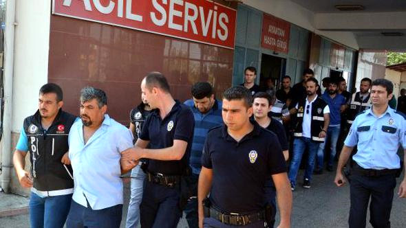 3 İlde Aranan 13 Adreste 130 Kilo Esrar Ele Geçti: 7 Gözaltı (2)