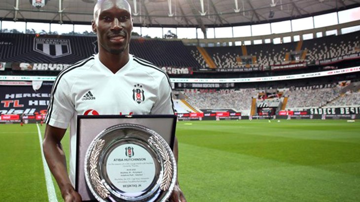 38 yaşındaki Atiba Hutchinson, tarihe adını altın harflerle yazdırdı