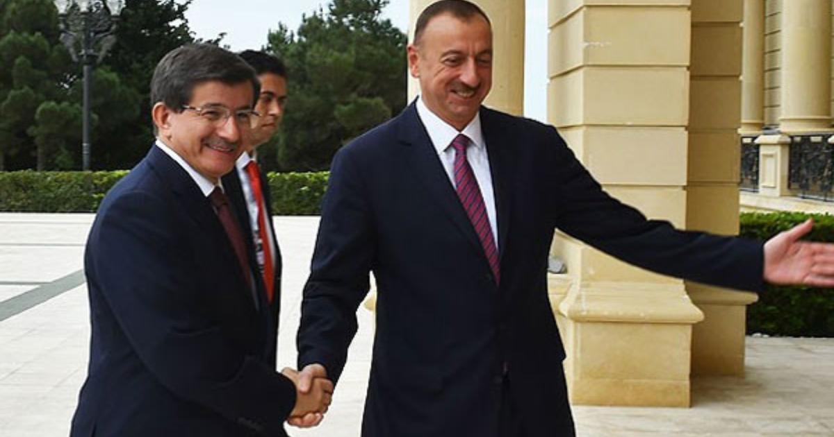 Aliyev'den Davutoğlu'na selamlama mesajı