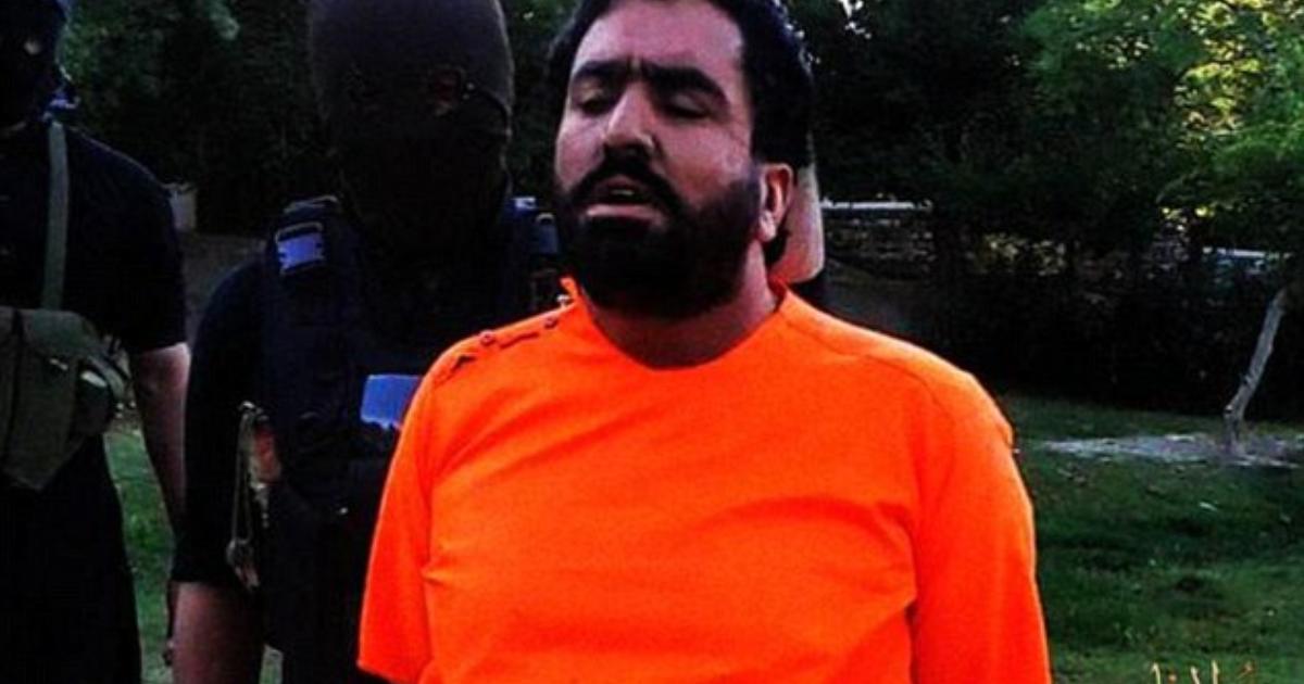 IŞİD Taliban'a kaçtığını iddia ettiği 3 kişiyi yapma etti