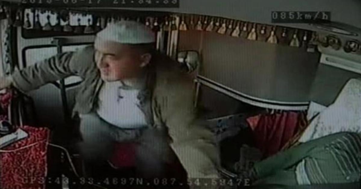 Şoförü düzmece krizi geçen otobüste 40 kişinin ölümden döndüğü dakika