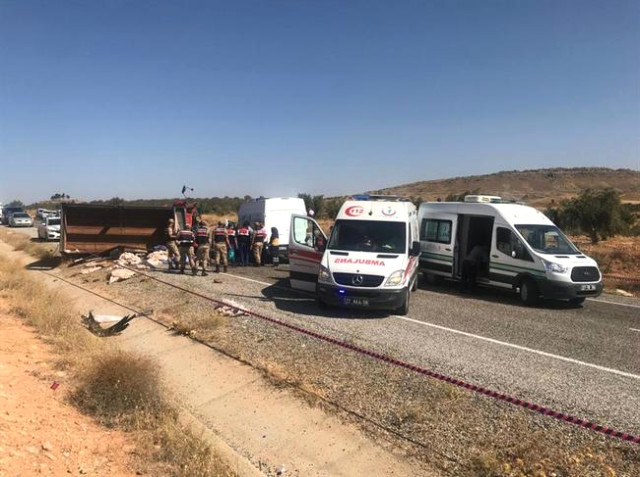 8 Kişinin Can Verdiği Kazada Jandarma Dakikalarca Çalan Telefona Cevap Veremedi