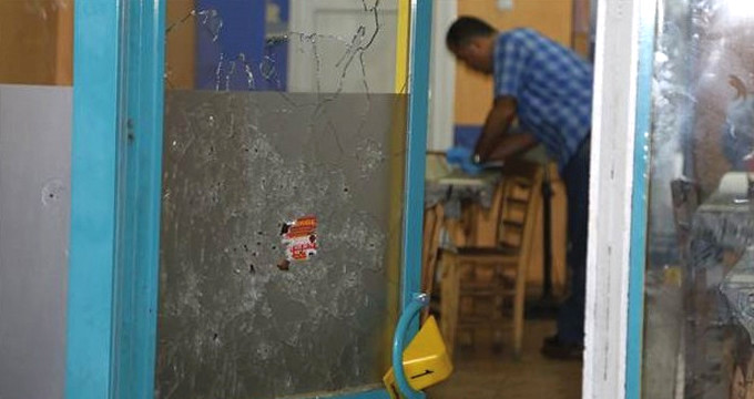 Adana'da Kahvehaneye Silahlı Saldırı: 5 Yaralı VAR