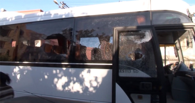 Adana'da Öğrenci Servisini Taradı, Yakalanacağını Anlayınca Kafasına Sıktı