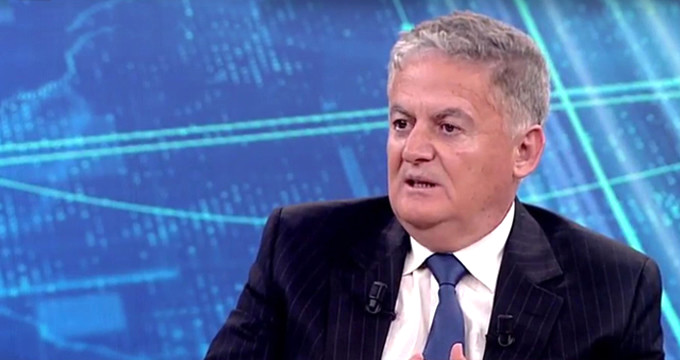 Ahmet Zeki Üçok: MİT ve TSK'da Büyük Bir FETÖ Operasyonu Yapılacak