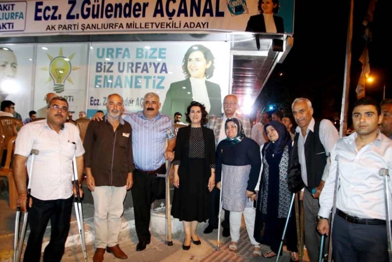 AK Kadınlar durmak bilmiyor
