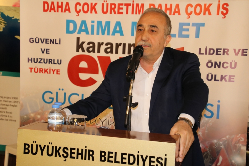  AK KADROLAR MERKEZ MUHTARLARIYLA BİR ARAYA GELDİ