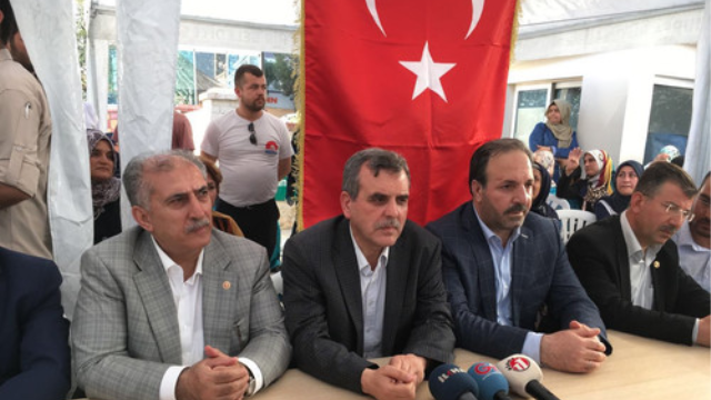 AK Parti İl Başkanı Urfalıların Sokaklardan Ayrılmaması Gerektiğini Söyledi