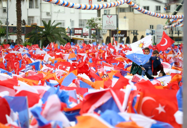AK Parti'nin Referandum Sloganı Belli Oldu