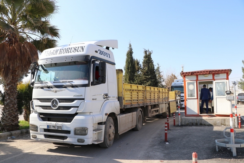 Akçakale Gümrük Kapısı Tam Faaliyette