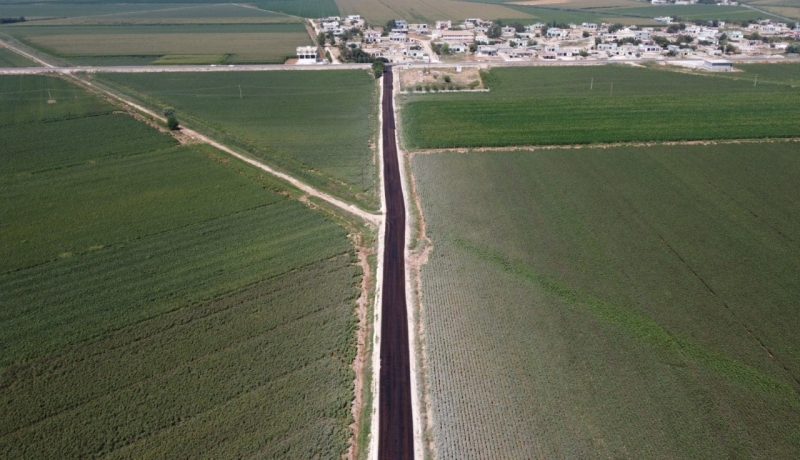 AKÇAKALE KIRSALINDA SATHİ ASFALT ATAĞI