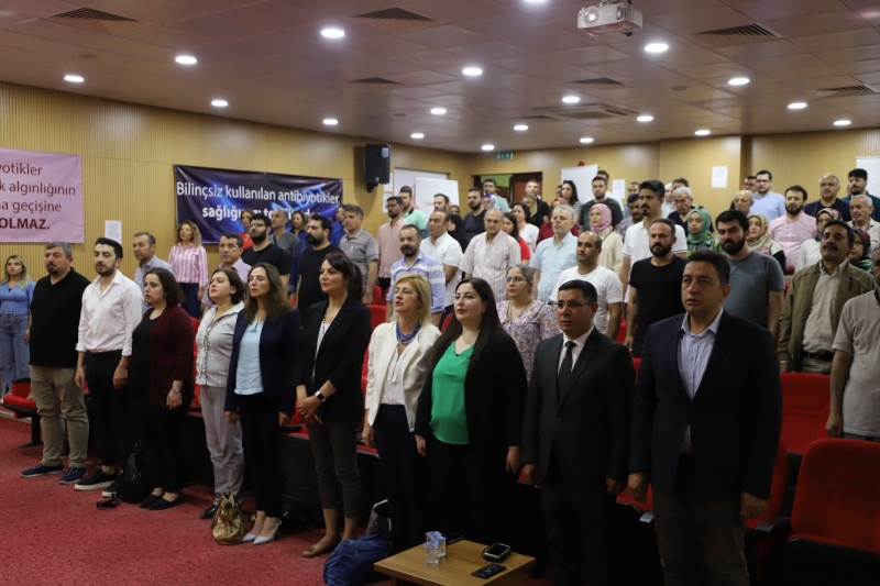 Akılcı Antibiyotik Kullanımı Değerlendirme toplantısı Şanlıurfa’da yapıldı.