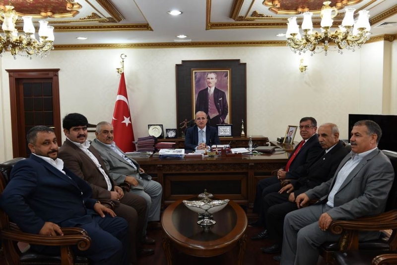 AMATÖR SPOR KÜLÜPLERİNDEN VALİ TUNA’YA ZİYARET