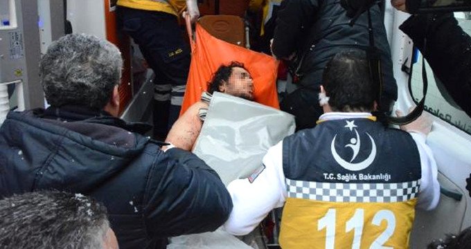 Annesini 243 Yerinden Bıçaklayarak Katleden Cani Adam, Cezaevinde Dövülerek Öldürüldü