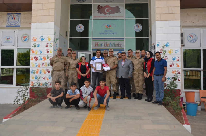 ASKERLERDEN ŞANLIURFA İPEKYOL