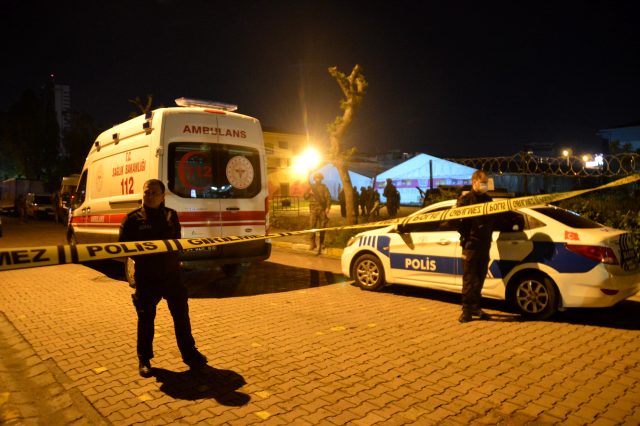 Avcılar'da Korona nedeniyle psikolojisi bozulan emekli polis, not bırakıp intihar etti