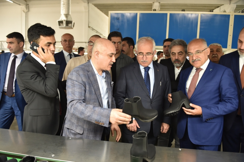 AYAKKABICILAR SİTESİ İÇİN SEKTÖR ŞANLIURFA’DA BULUŞTU