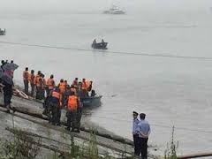 Aydın Didim'de Kaçak Teknesi Battı: 1 Kişi Öldü, 29 Kişi Kayıp