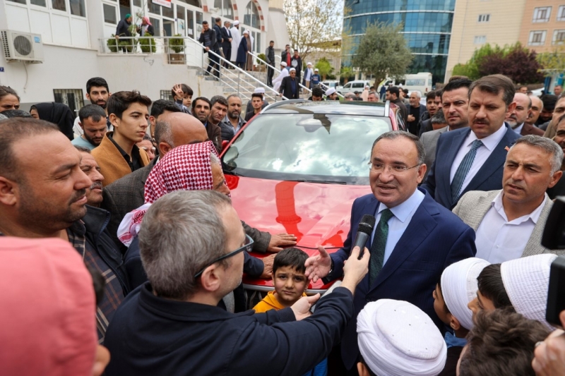 BAKAN BOZDAĞ “BİZ HANGİ SÖZÜ VERDİYSEK YAPTIK”