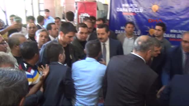 Bakan Çelik, Şanlıurfa Valiliği'ni Ziyaret Etti