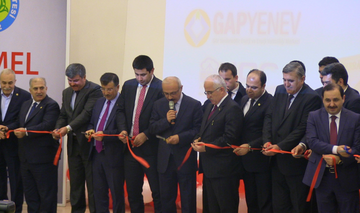 Bakan Elvan Harran Üniversitesi Araştırma Merkezlerinin açılışını yaptı