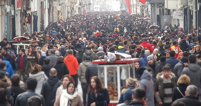 Bakan Selçuk'tan Binlerce Çalışanı İlgilendiren Açıklama: Asgari Ücretin Yüzde 10'unu Devlet Karşılayacak