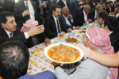BakanFARUK Çelik, Gruba Müdahale Eden Polisi 'Sakin Olun' Diyerek Uyardı (2)