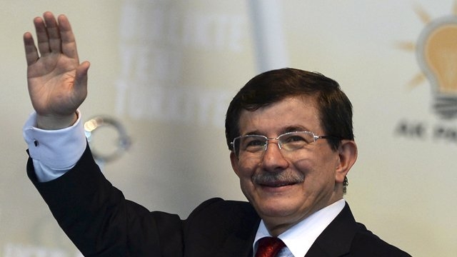 Başbakan Ahmet Davutoğlu Urfa Önce Barış, Sonra İstikrar İstiyor dedi