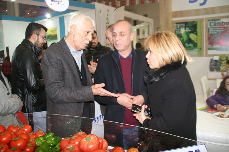 Başkan Adayı Cevheri fuarı gezdi