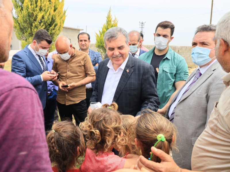BAŞKAN BEYAZGÜL AKÇAKALE’DE DEVAM EDEN ÇALIŞMALARI YERİNDE İNCELEDİ