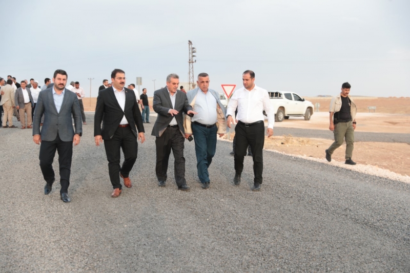 BAŞKAN BEYAZGÜL ASFALT ÇALIŞMALARINI YERİNDE İNCELEDİ