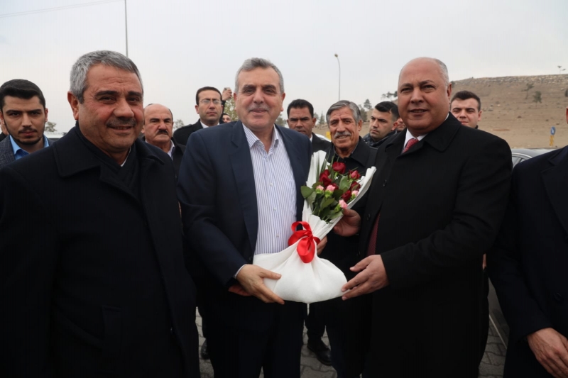 BAŞKAN BEYAZGÜL CEYLANPINAR İLÇESİNE ADETA ÇIKARMA YAPTI