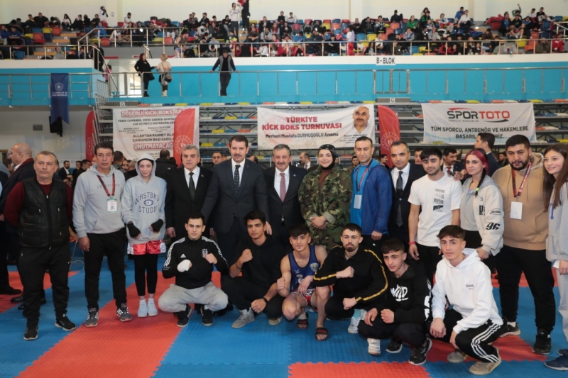 BAŞKAN BEYAZGÜL, ‘’GENÇLERİMİZ İÇİN SPOR SALONLARI AÇTIK’’