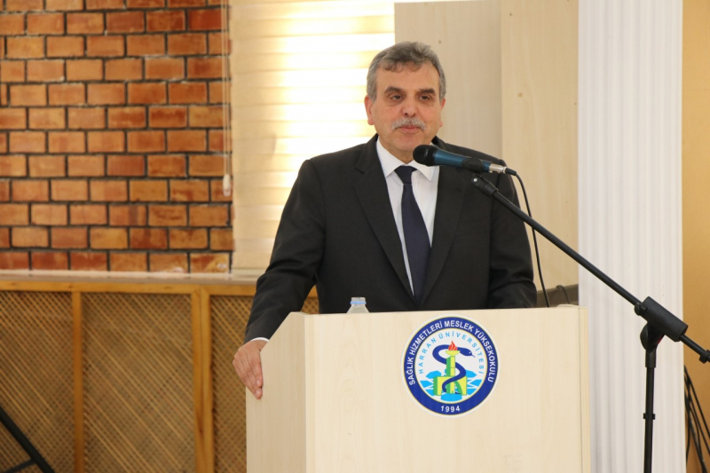 BAŞKAN BEYAZGÜL, GENÇLERE MUTLU VE BAŞARILI OLMANIN YOLLARINI ANLATTI
