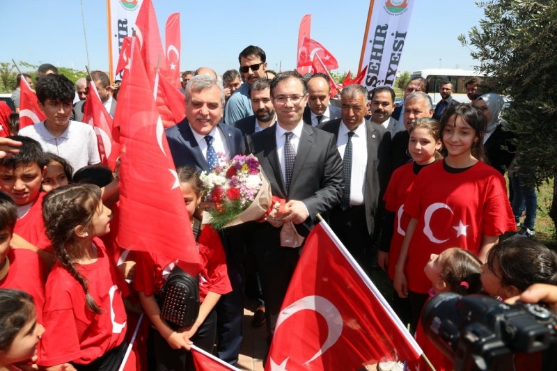 BAŞKAN BEYAZGÜL, ‘’GENÇLERİMİZİ GELECEĞE HAZIRLIYORUZ’’