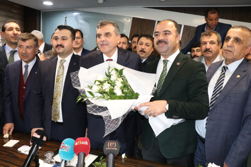 BAŞKAN BEYAZGÜL, GÖREVİ DEVRALDI