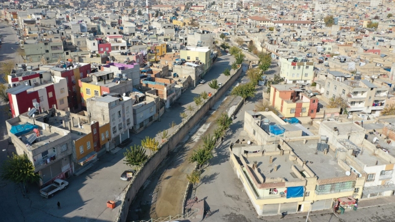 BAŞKAN BEYAZGÜL KARAKOYUN DERESİNDEN TEMİZ SU AKITILMASI İÇİN DEVREDE