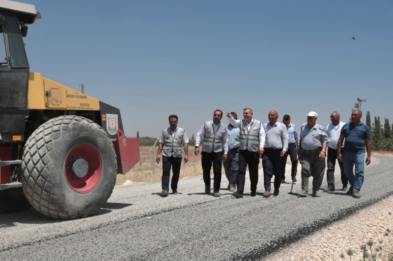 BAŞKAN BEYAZGÜL, “KIRSALDA YÜRÜTÜLEN YOL YAPIM ÇALIŞMALARINI İNCELEDİ”