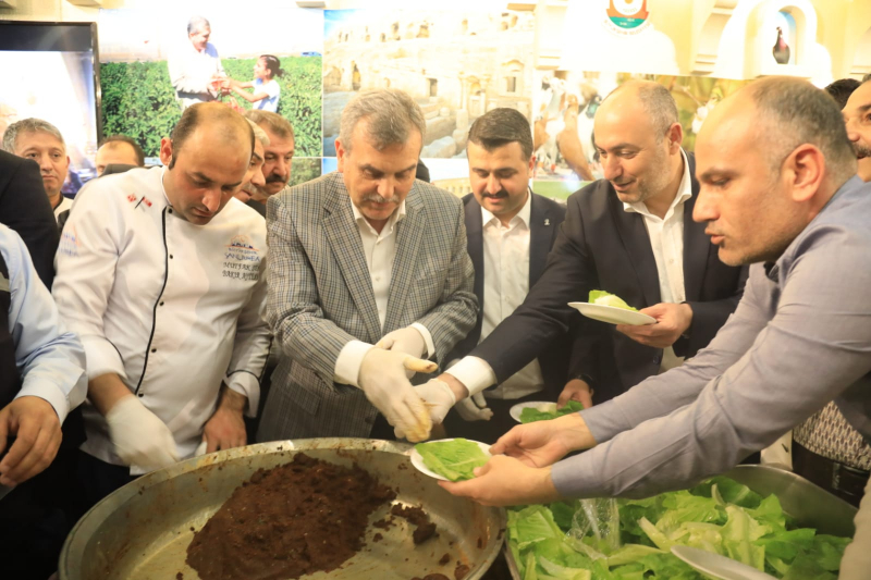 BAŞKAN BEYAZGÜL: ŞANLIURFA FUAR VE KONGRE TURİZMİNİN MERKEZİ OLACAK