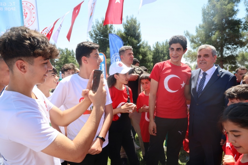 BAŞKAN BEYAZGÜL, “ŞANLIURFA’NIN GENÇLİĞİNE GÜVENİYOR ONLARLA GURUR DUYUYORUZ”