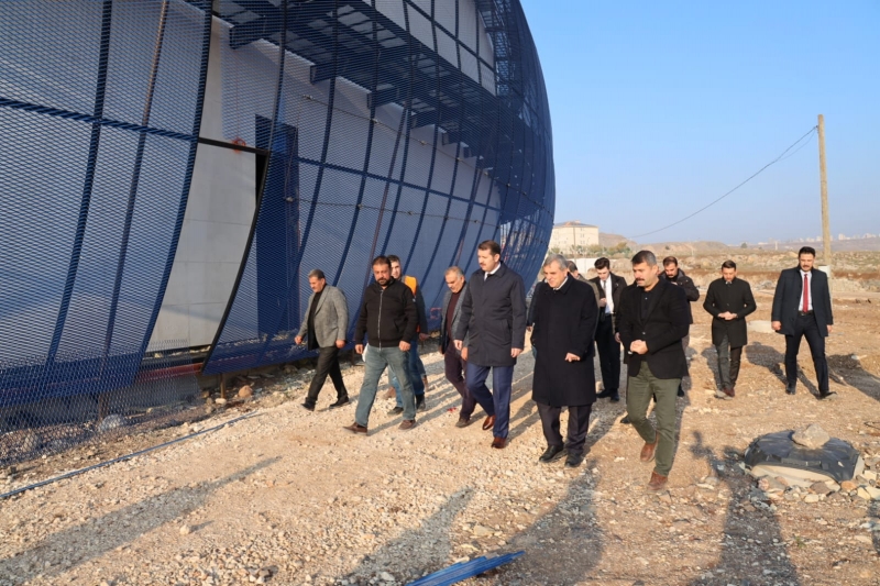 BAŞKAN BEYAZGÜL VALİ AYHAN İLE BİLİM MERKEZİNDEKİ ÇALIŞMALARI İNCELEDİ