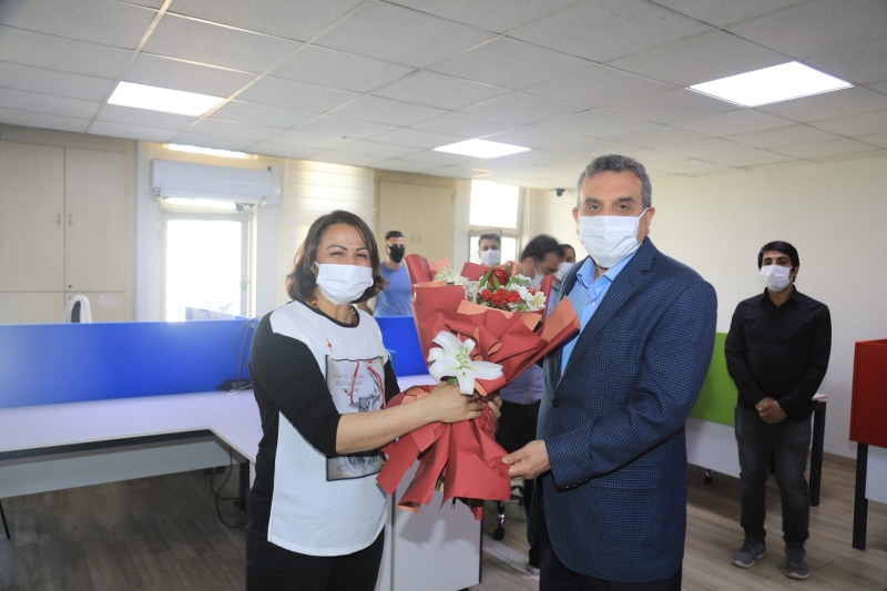BAŞKAN BEYAZGÜL’DEN BAYRAM MESAİSİNDEKİ PERSONELE TEŞEKKÜR ZİYARETİ